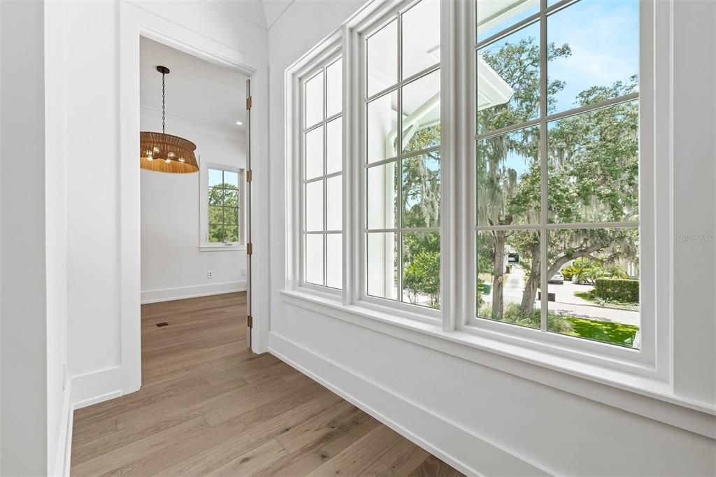 For Sale: $3,825,000 (5 beds, 5 baths, 4055 Square Feet)