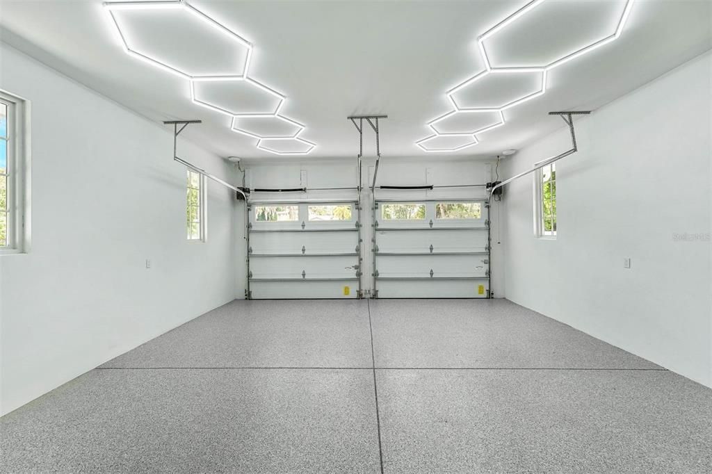 For Sale: $3,825,000 (5 beds, 5 baths, 4055 Square Feet)