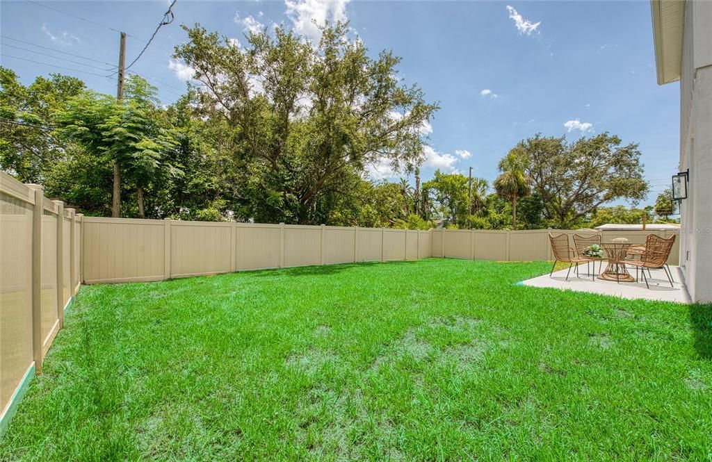 На продажу: $639,000 (4 спален, 2 ванн, 2000 Квадратных фут)