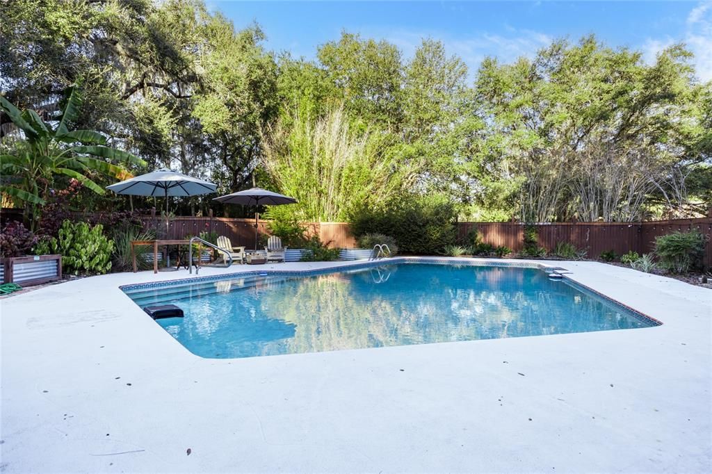 For Sale: $799,000 (5 beds, 3 baths, 3437 Square Feet)