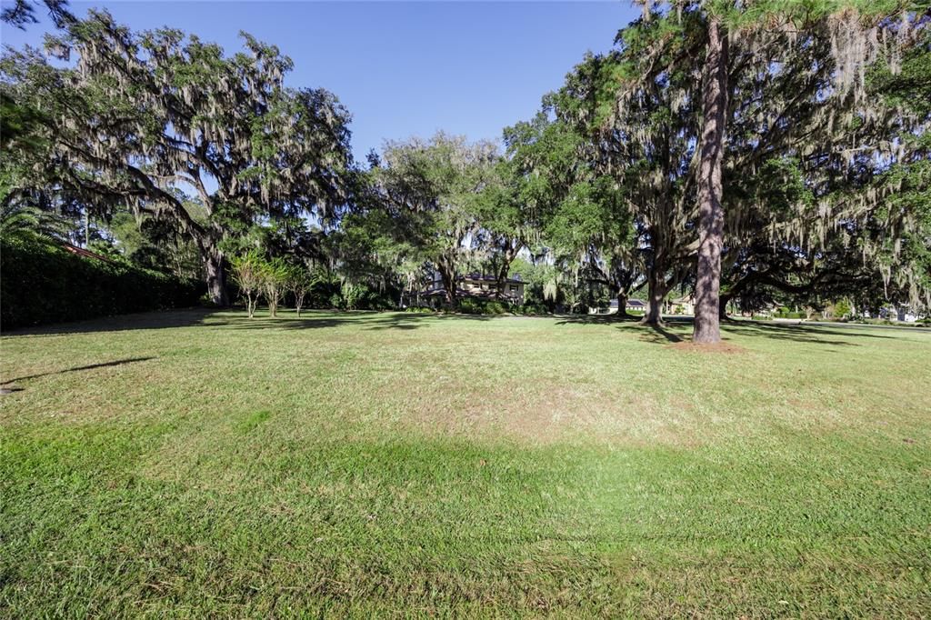 For Sale: $799,000 (5 beds, 3 baths, 3437 Square Feet)