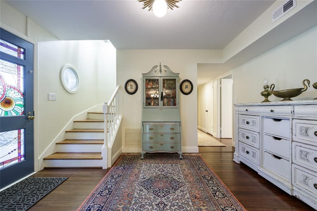 For Sale: $799,000 (5 beds, 3 baths, 3437 Square Feet)