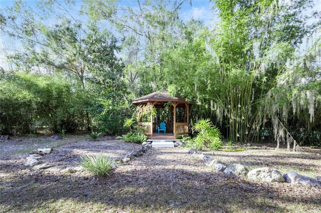 For Sale: $799,000 (5 beds, 3 baths, 3437 Square Feet)