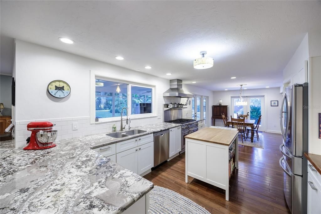 For Sale: $799,000 (5 beds, 3 baths, 3437 Square Feet)