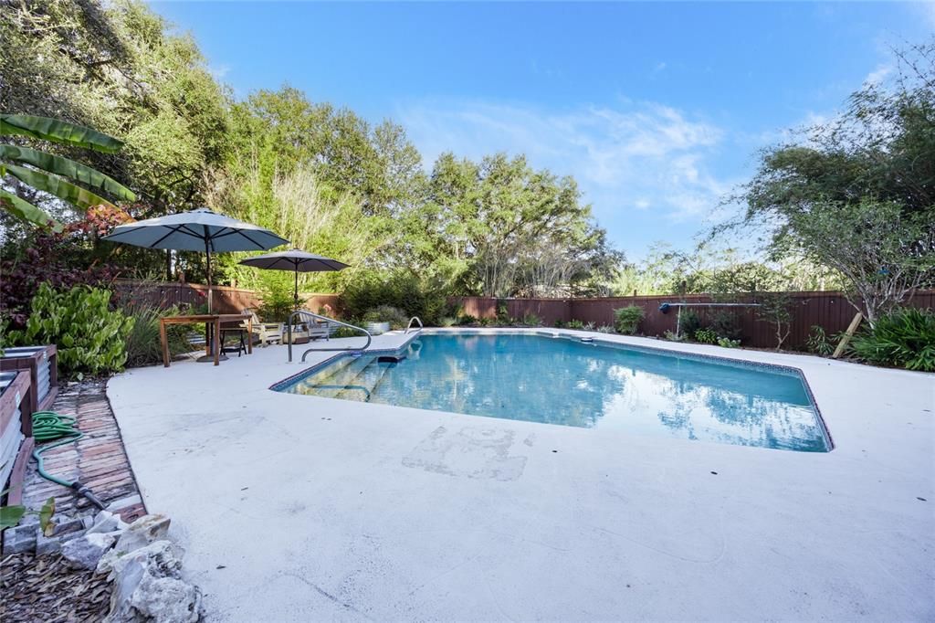 For Sale: $799,000 (5 beds, 3 baths, 3437 Square Feet)