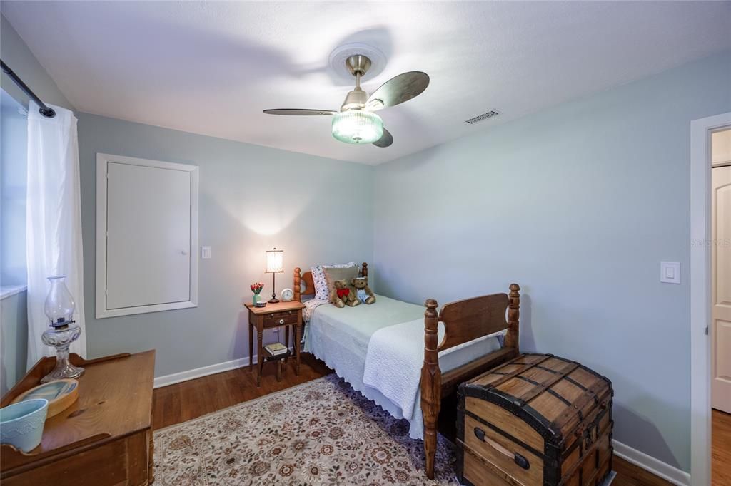 For Sale: $799,000 (5 beds, 3 baths, 3437 Square Feet)