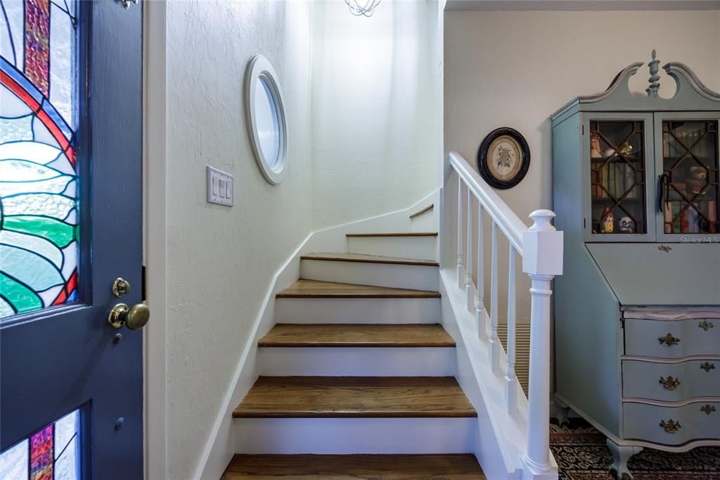 For Sale: $799,000 (5 beds, 3 baths, 3437 Square Feet)