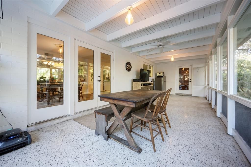 For Sale: $799,000 (5 beds, 3 baths, 3437 Square Feet)