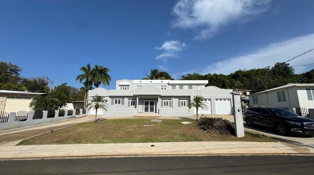 Недавно продано: $369,900 (3 спален, 3 ванн, 2516 Квадратных фут)