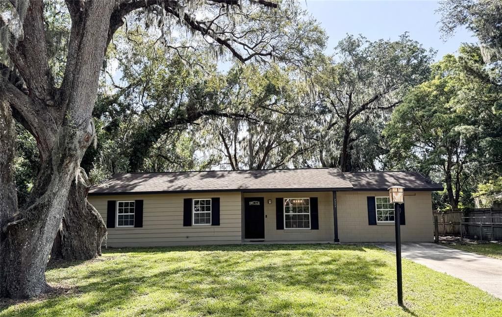 Vendido Recientemente: $279,999 (3 camas, 1 baños, 1234 Pies cuadrados)