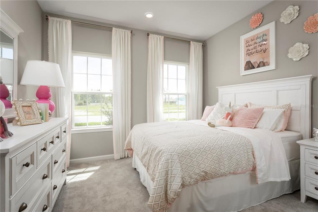 合同活跃: $489,850 (3 贝兹, 2 浴室, 2384 平方英尺)