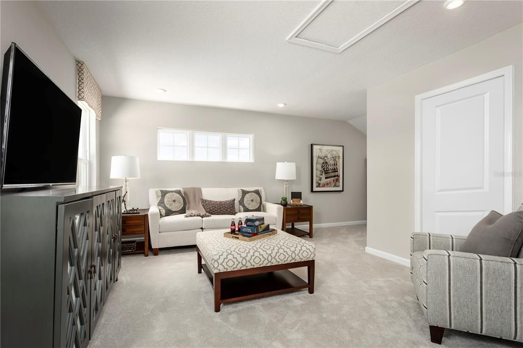 合同活跃: $489,850 (3 贝兹, 2 浴室, 2384 平方英尺)