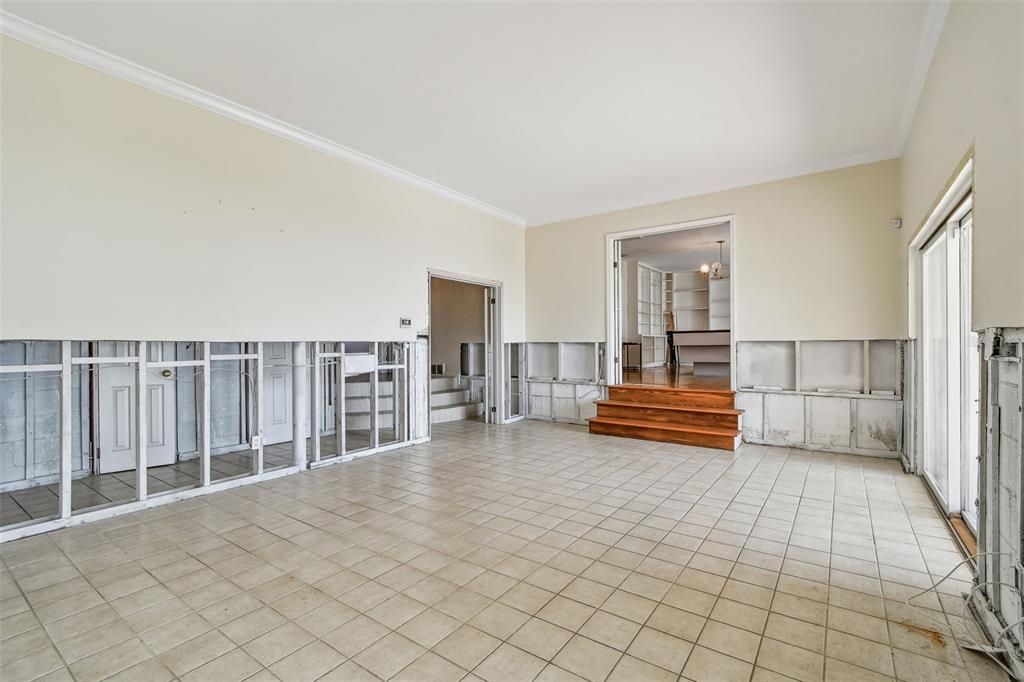 На продажу: $1,950,000 (5 спален, 4 ванн, 4138 Квадратных фут)