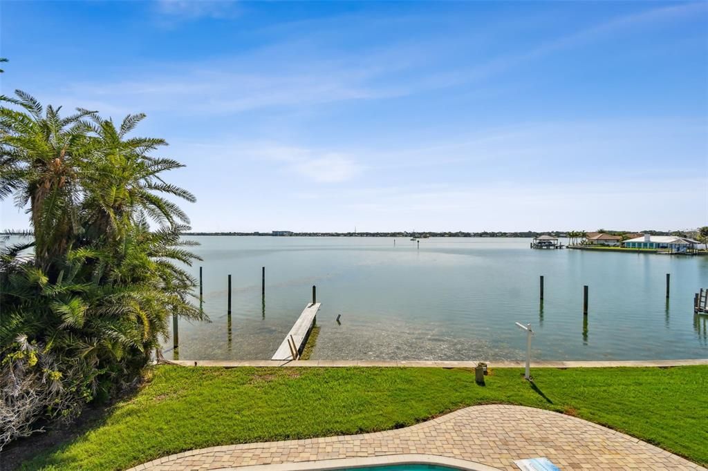 На продажу: $1,950,000 (5 спален, 4 ванн, 4138 Квадратных фут)