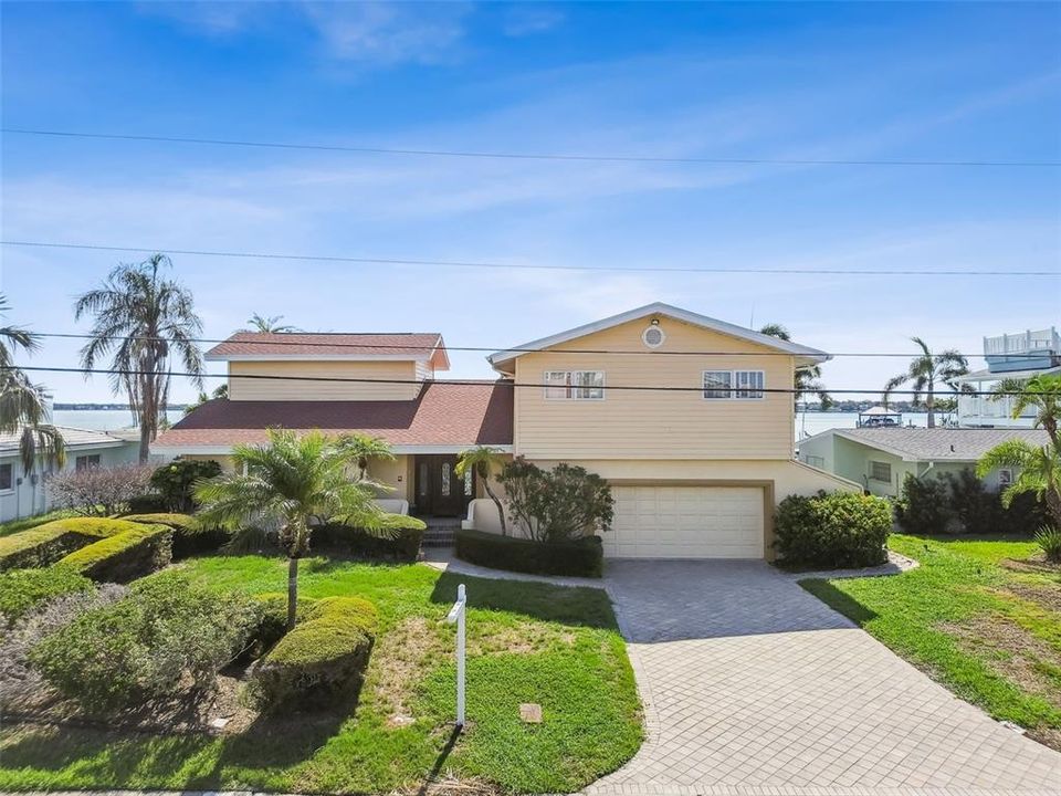 На продажу: $1,950,000 (5 спален, 4 ванн, 4138 Квадратных фут)