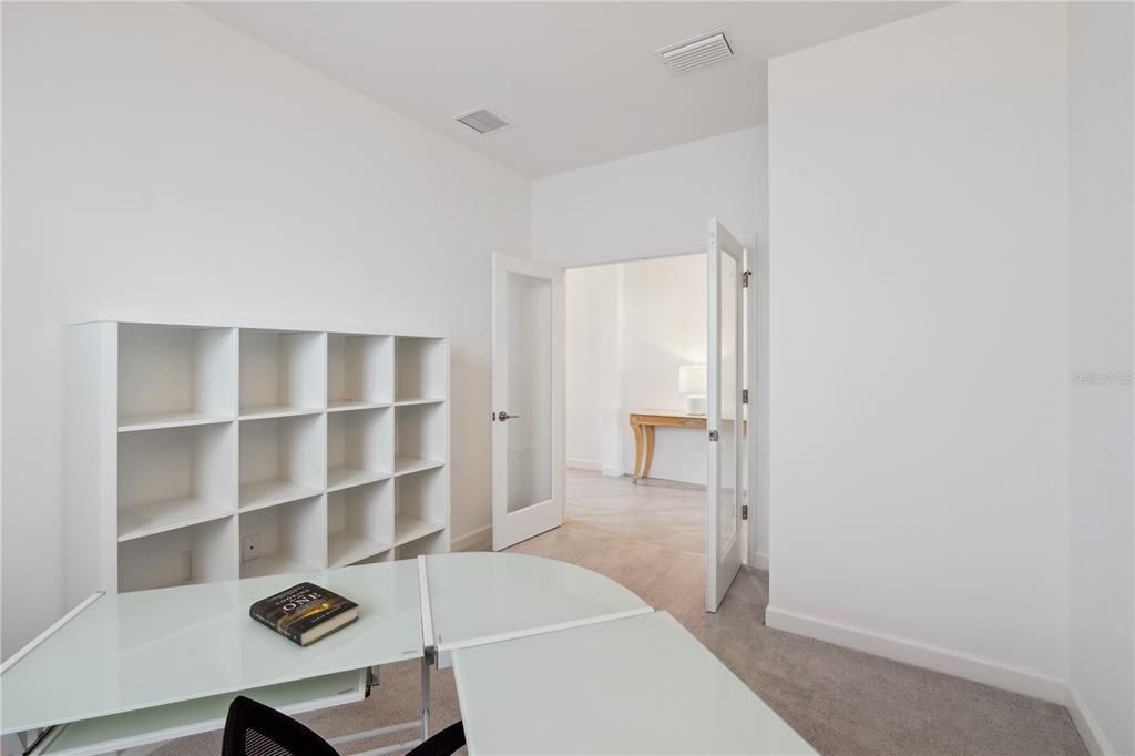 Active With Contract: $450,000 (3 beds, 3 baths, 2032 Square Feet)