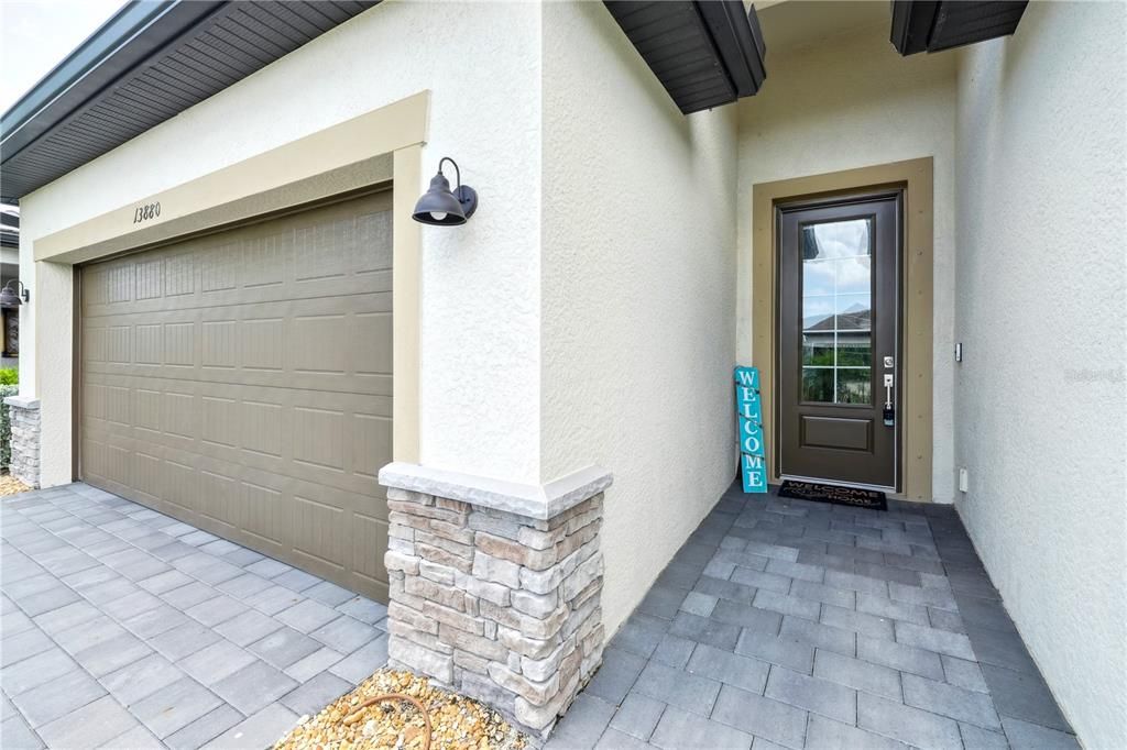 Active With Contract: $450,000 (3 beds, 3 baths, 2032 Square Feet)