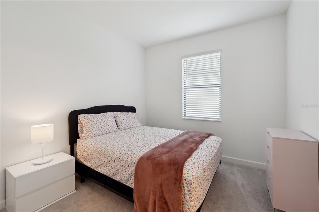 Active With Contract: $450,000 (3 beds, 3 baths, 2032 Square Feet)