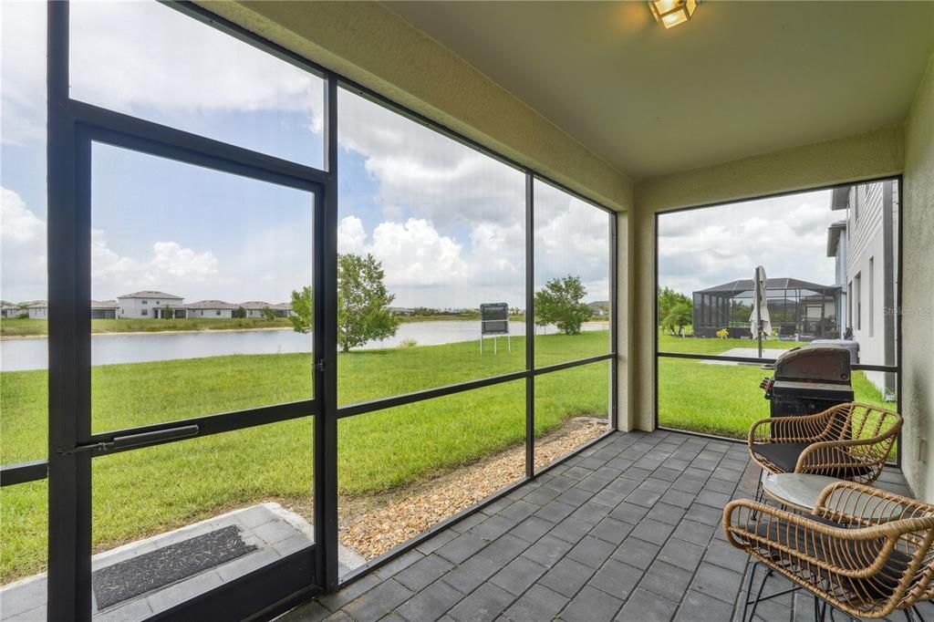 Active With Contract: $450,000 (3 beds, 3 baths, 2032 Square Feet)