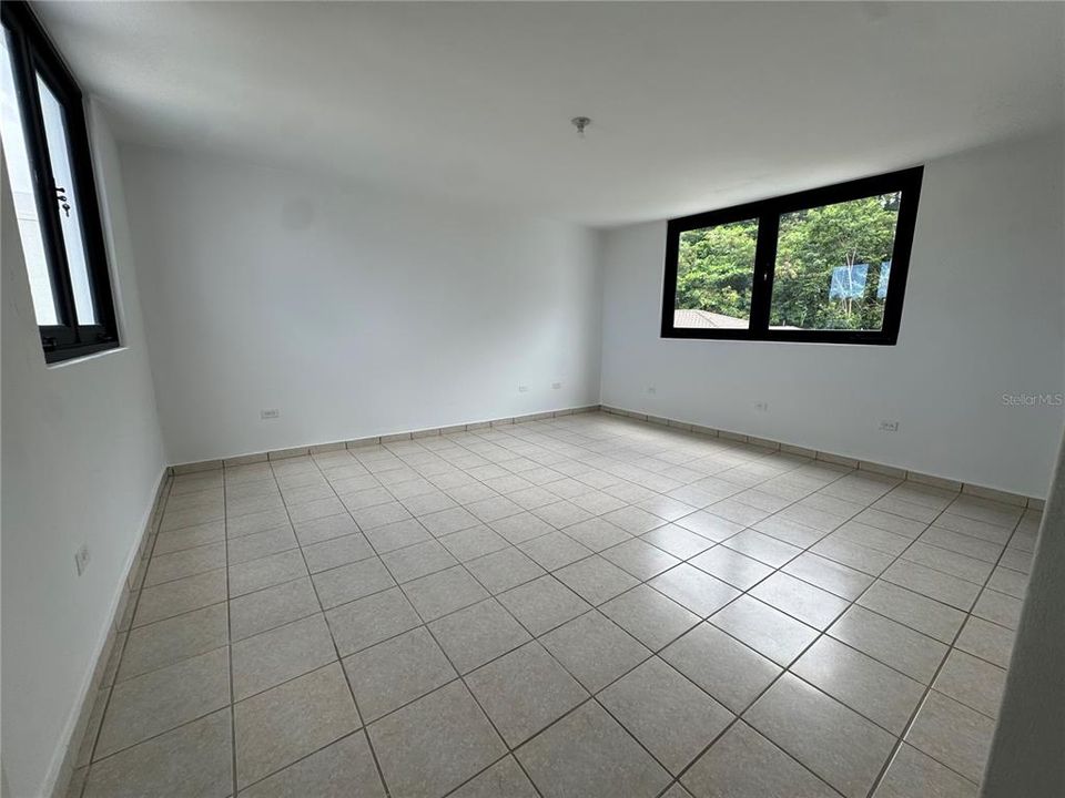 На продажу: $635,000 (3 спален, 3 ванн, 1913 Квадратных фут)