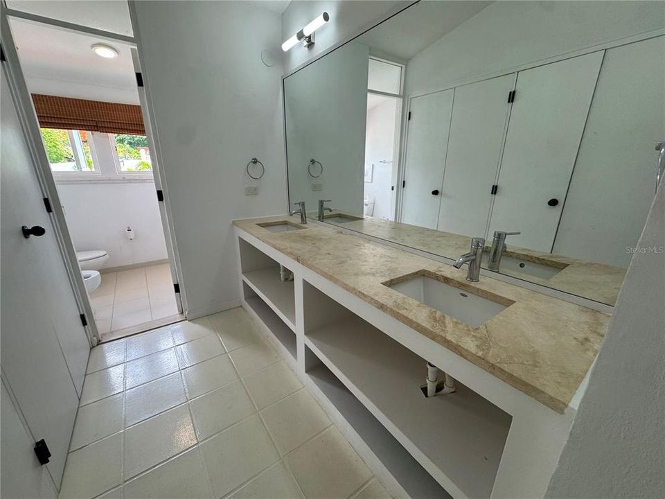 На продажу: $635,000 (3 спален, 3 ванн, 1913 Квадратных фут)