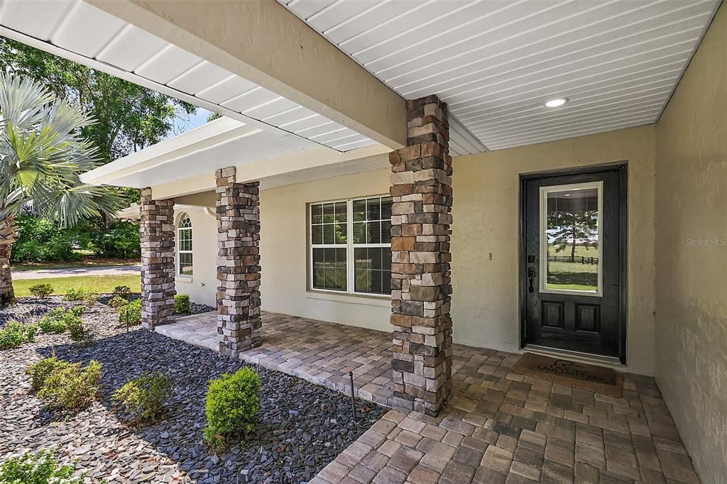 На продажу: $679,000 (3 спален, 2 ванн, 1588 Квадратных фут)