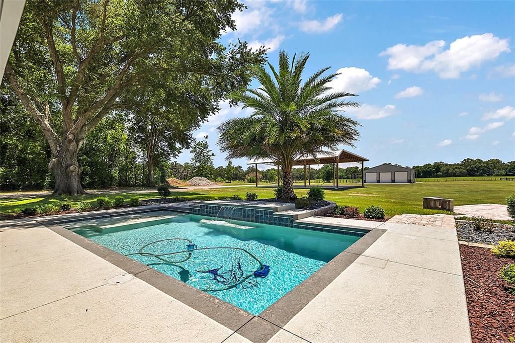 На продажу: $679,000 (3 спален, 2 ванн, 1588 Квадратных фут)