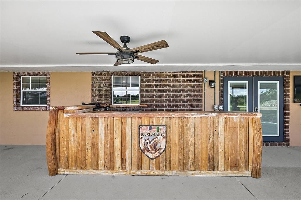 На продажу: $679,000 (3 спален, 2 ванн, 1588 Квадратных фут)