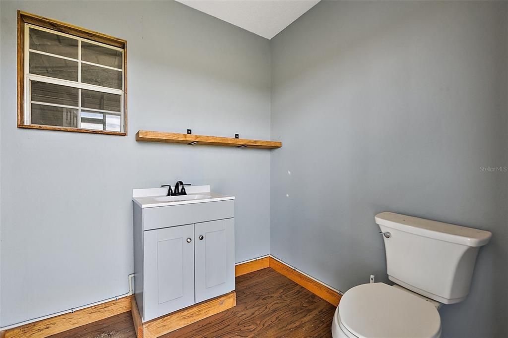 На продажу: $679,000 (3 спален, 2 ванн, 1588 Квадратных фут)