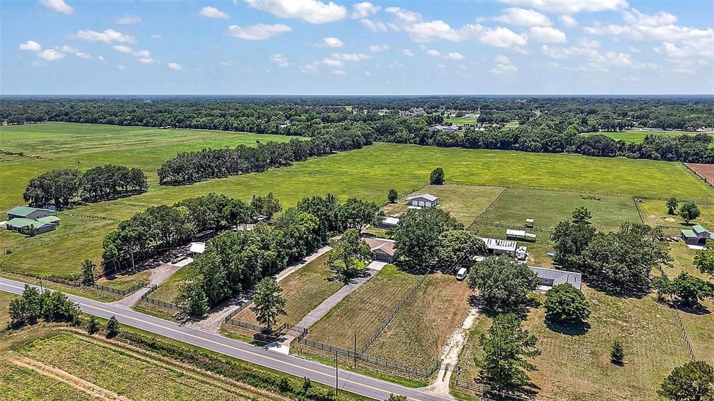 На продажу: $679,000 (3 спален, 2 ванн, 1588 Квадратных фут)