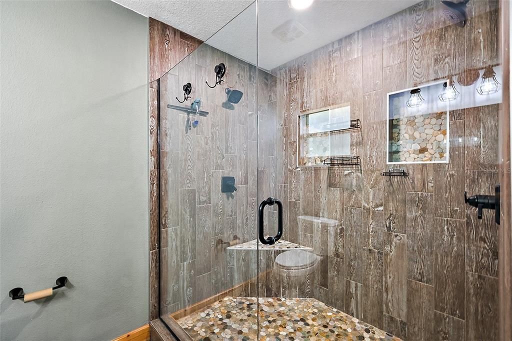 На продажу: $679,000 (3 спален, 2 ванн, 1588 Квадратных фут)