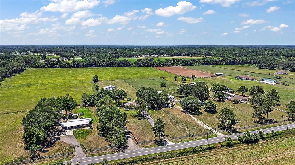 На продажу: $679,000 (3 спален, 2 ванн, 1588 Квадратных фут)