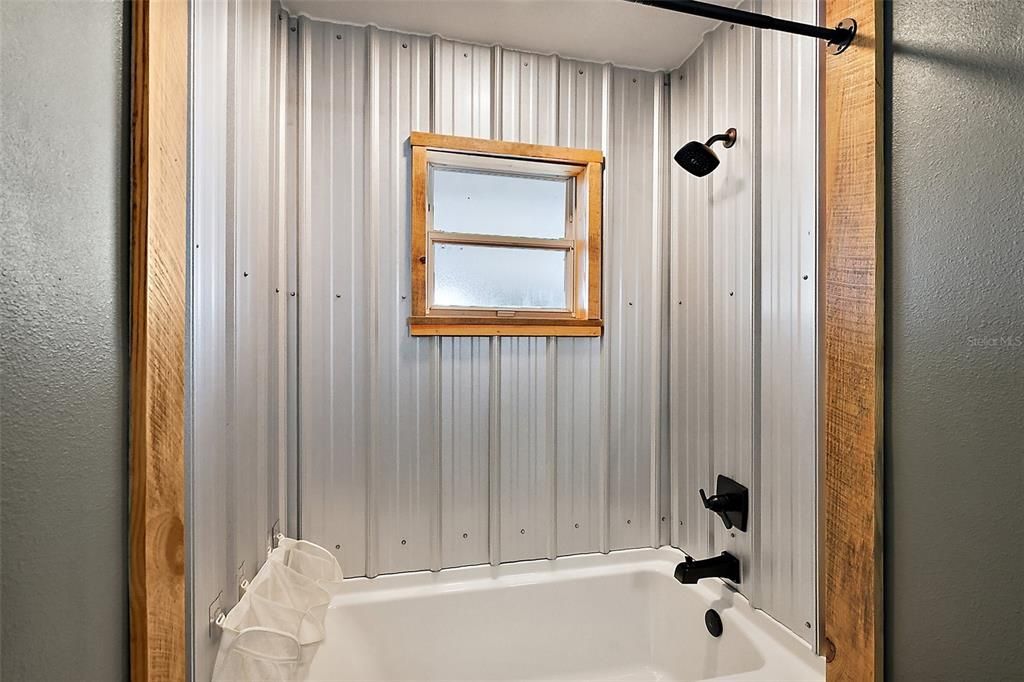 На продажу: $679,000 (3 спален, 2 ванн, 1588 Квадратных фут)