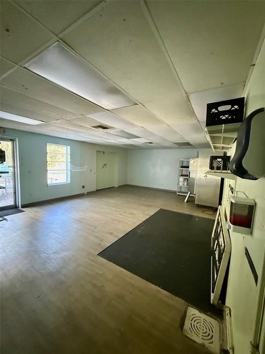 待售: $1,290,000 (0 贝兹, 0 浴室, 3160 平方英尺)