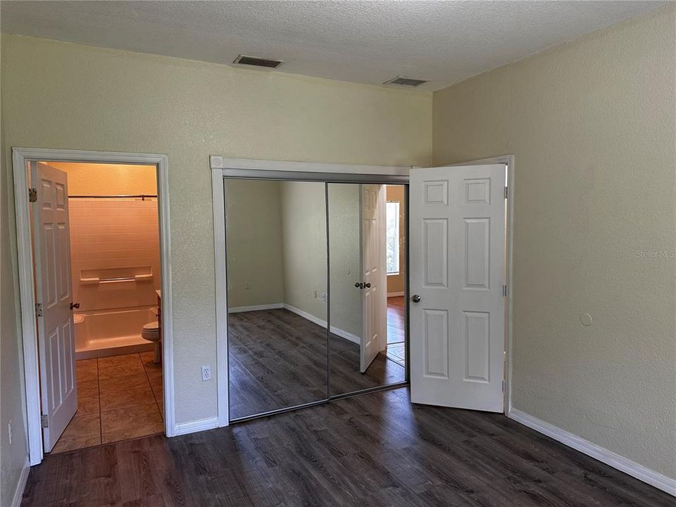 En Renta: $1,525 (3 camas, 2 baños, 1248 Pies cuadrados)