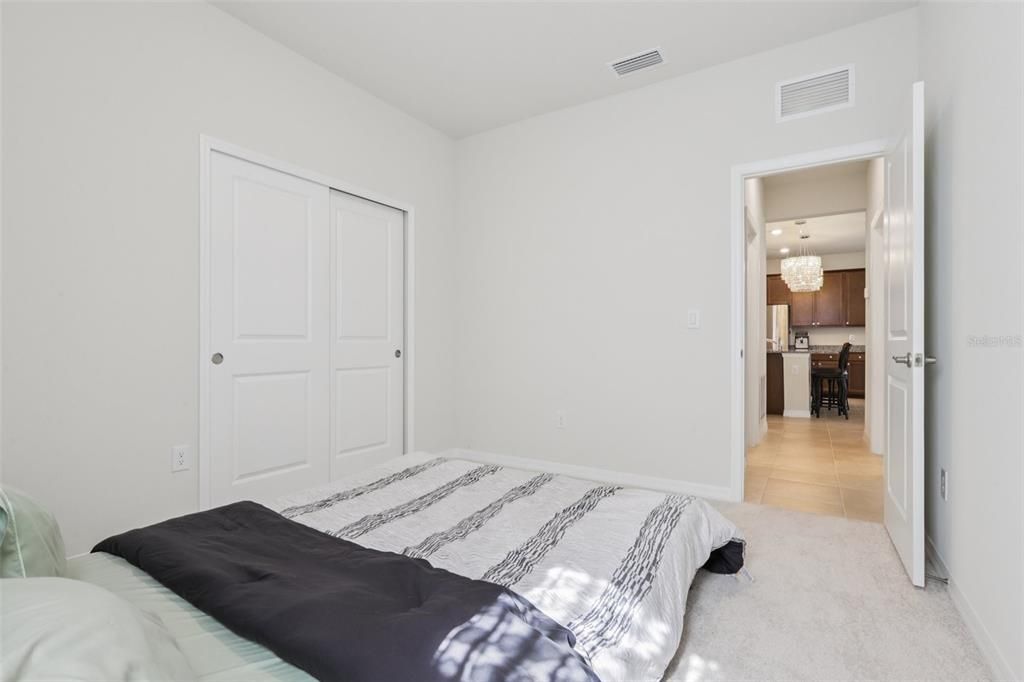 待售: $364,900 (4 贝兹, 2 浴室, 1832 平方英尺)