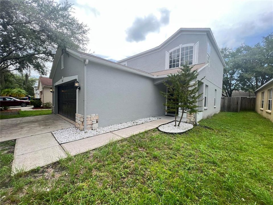 Active With Contract: $2,300 (4 beds, 2 baths, 1754 Square Feet)