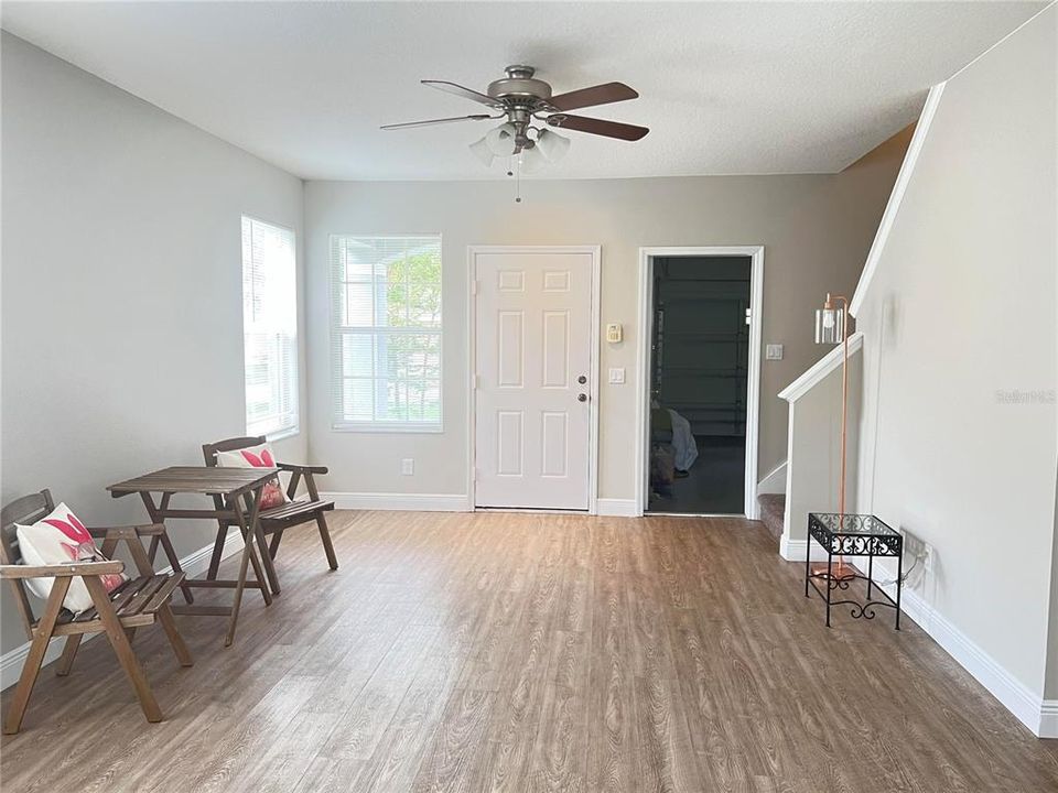 Active With Contract: $2,300 (4 beds, 2 baths, 1754 Square Feet)