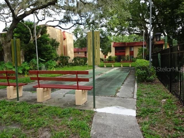 For Sale: $110,000 (2 beds, 1 baths, 832 Square Feet)