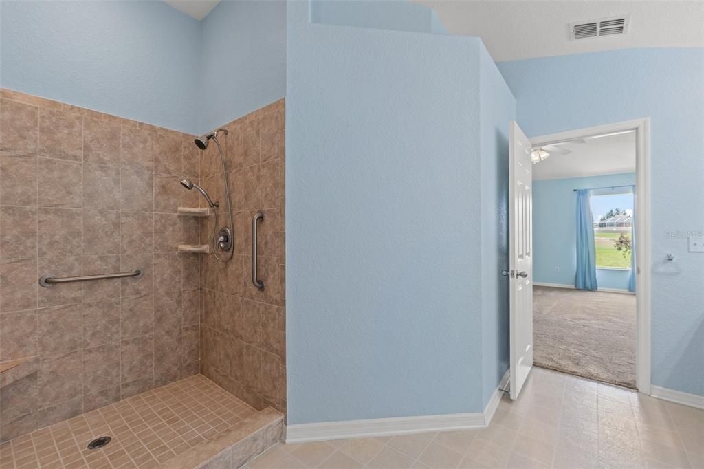 Active With Contract: $299,000 (4 beds, 2 baths, 1860 Square Feet)