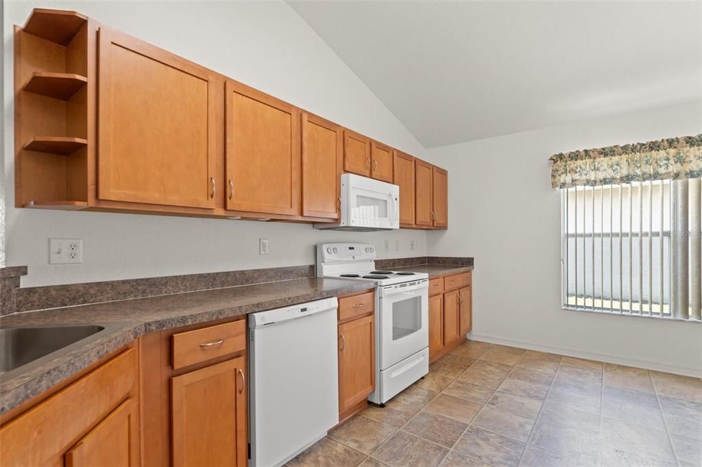Active With Contract: $299,000 (4 beds, 2 baths, 1860 Square Feet)