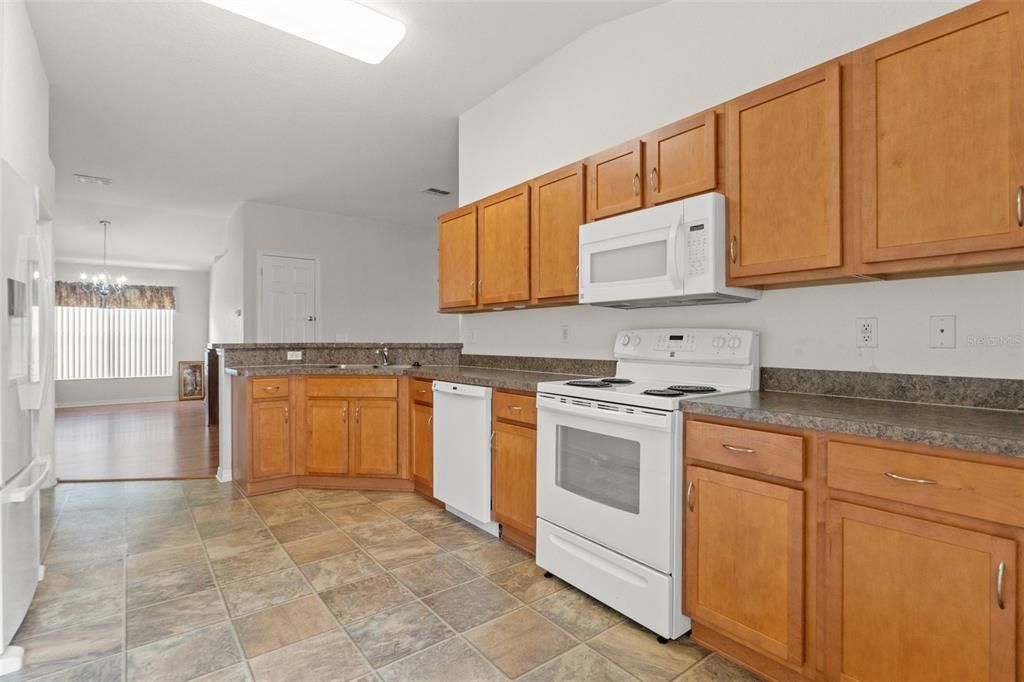 Active With Contract: $299,000 (4 beds, 2 baths, 1860 Square Feet)