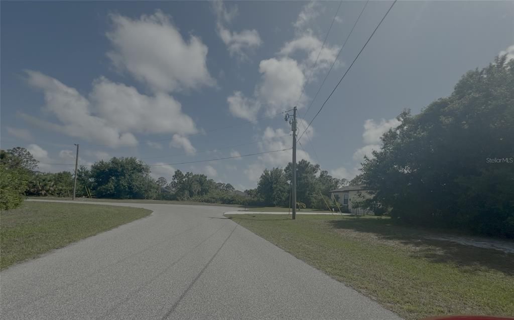 待售: $44,900 (0.19 acres)