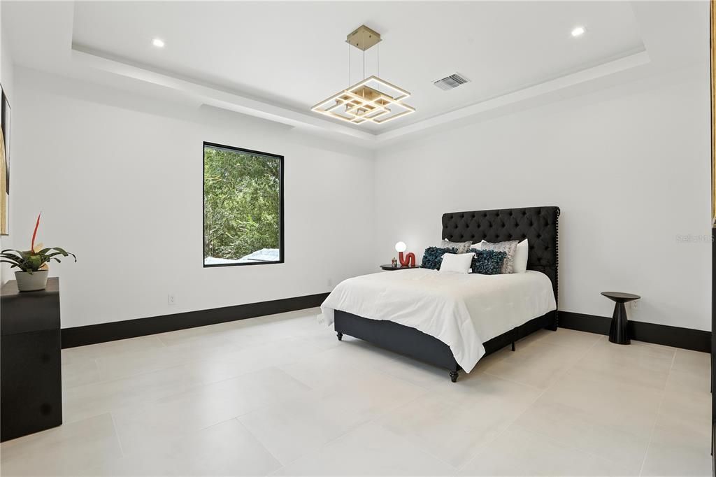 For Sale: $7,995,000 (5 beds, 6 baths, 6937 Square Feet)