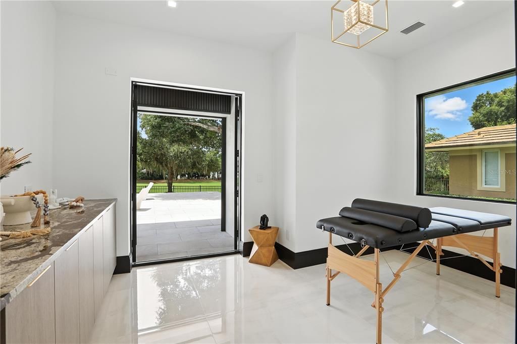 For Sale: $7,995,000 (5 beds, 6 baths, 6937 Square Feet)