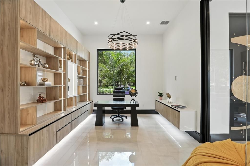 For Sale: $7,995,000 (5 beds, 6 baths, 6937 Square Feet)