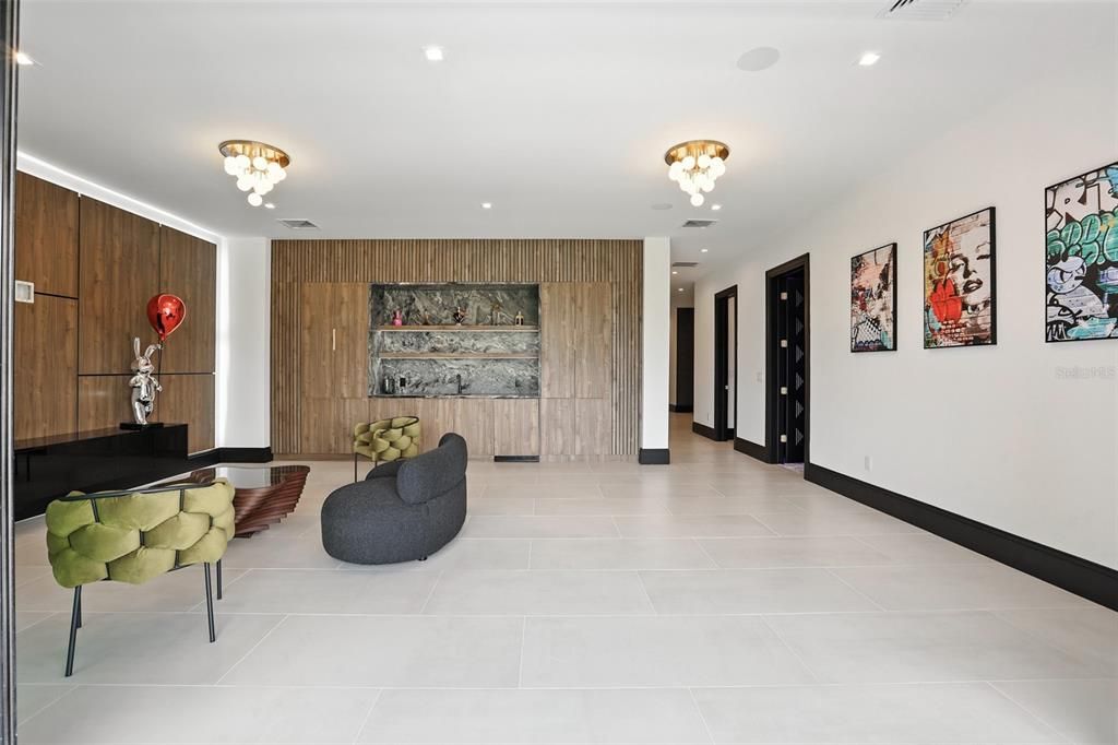 For Sale: $7,995,000 (5 beds, 6 baths, 6937 Square Feet)