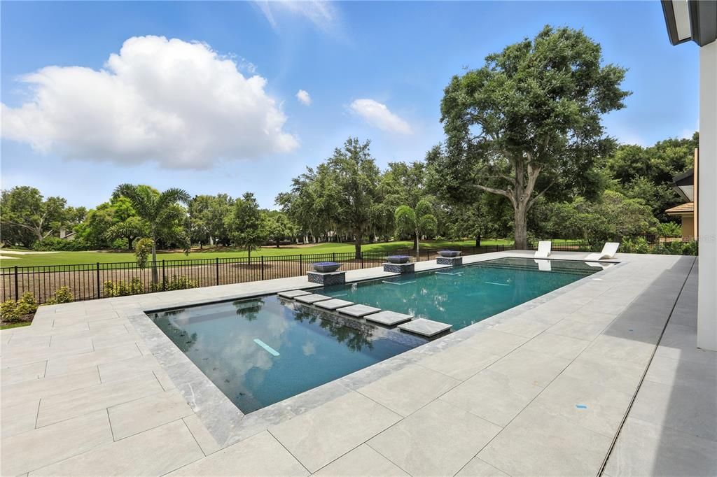 For Sale: $7,995,000 (5 beds, 6 baths, 6937 Square Feet)