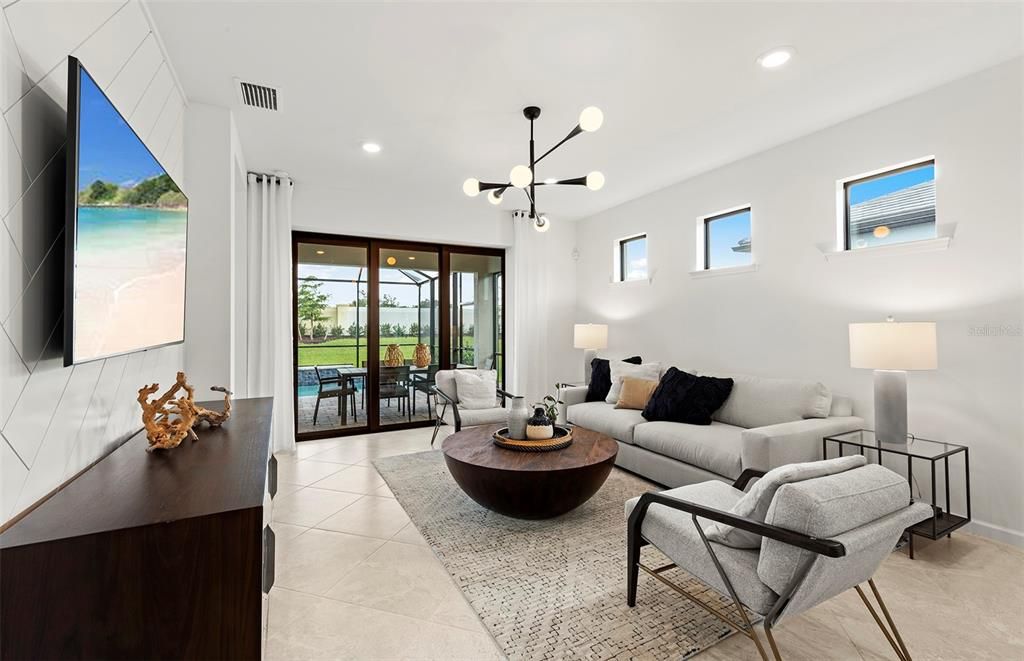 Active With Contract: $493,860 (2 beds, 2 baths, 1655 Square Feet)