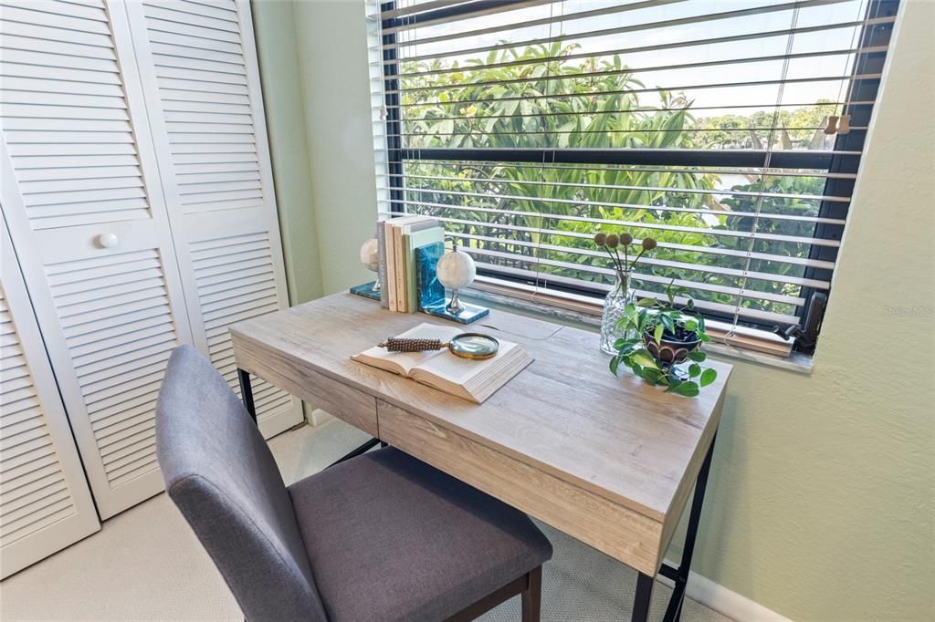 For Sale: $585,000 (2 beds, 2 baths, 1631 Square Feet)